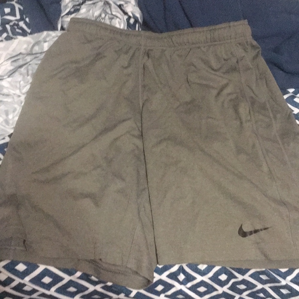 Basketball shorts